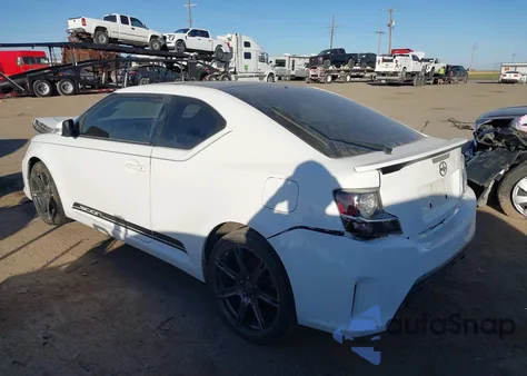 2014 Scion Tc Monogram z USA, uszkodzony, nr VIN JTKJF5C76E3084090
